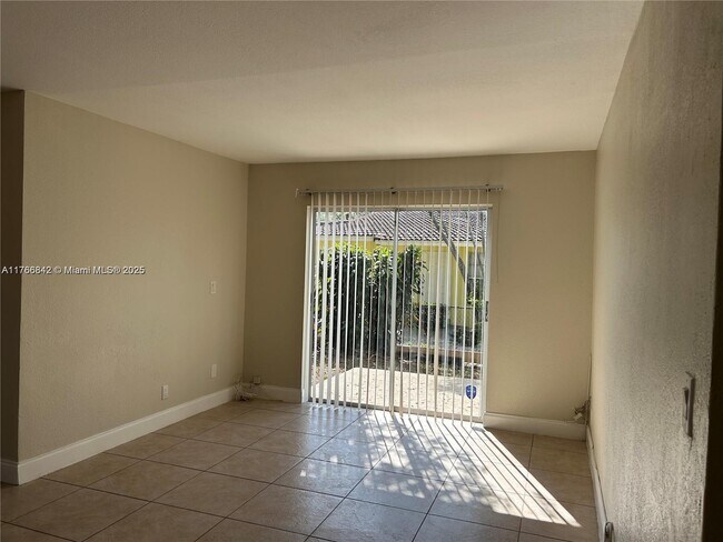 Building Photo - 3890 NW 79th Ave