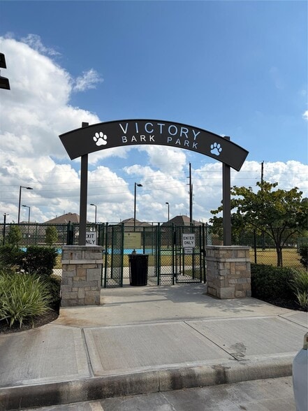 Building Photo - 12806 Crombie Dr