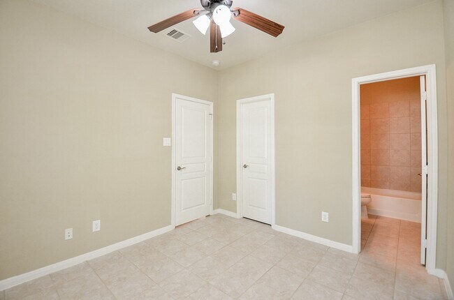 Building Photo - 6418 Burgess Heights Ln