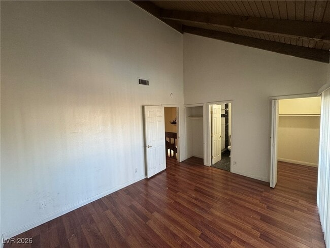 Building Photo - 518 Delfern Ln