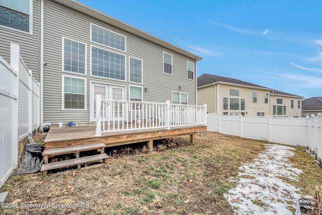 Building Photo - 12 Anna Dr