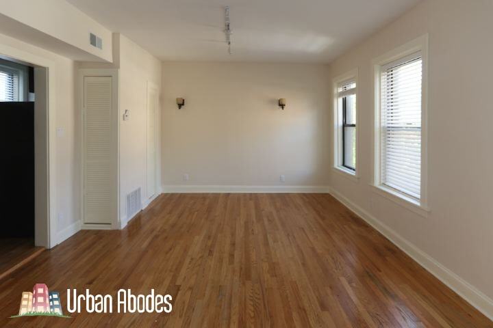 Building Photo - 4036 Ashland N Ave