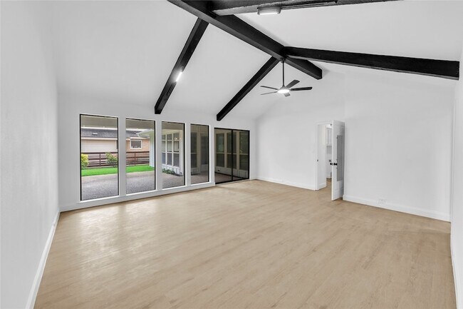 Building Photo - 13826 Wooded Creek Ct