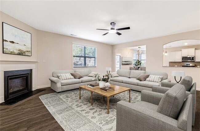 Building Photo - 153 Wayside Terrace