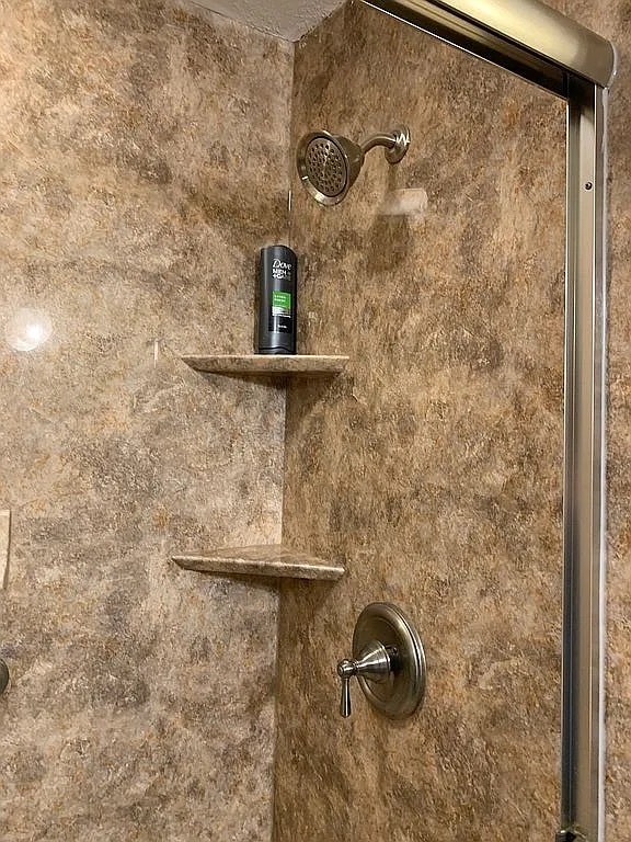 Building Photo - 114 Hillcrest Acres