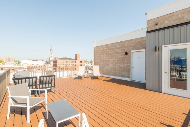 Building Photo - 1143 N 3rd St