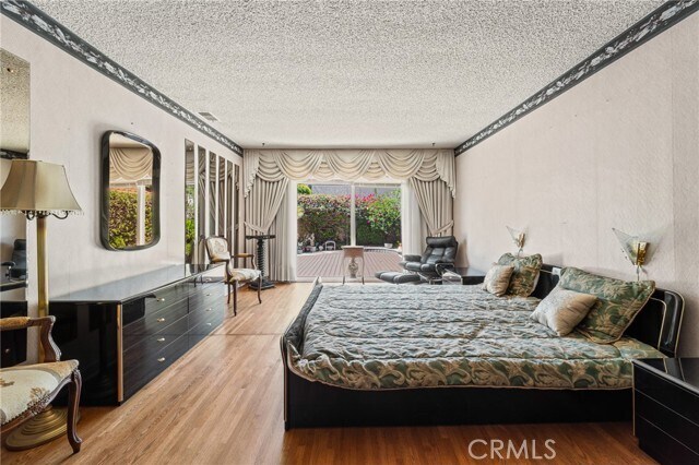 Building Photo - 233 S Swall Dr