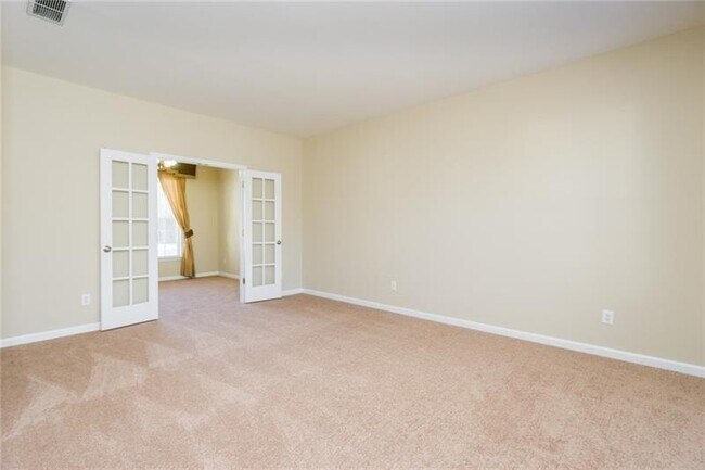 Building Photo - 4987 Rustic Canyon Dr