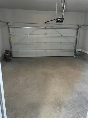 Building Photo - 521 Sequoia St