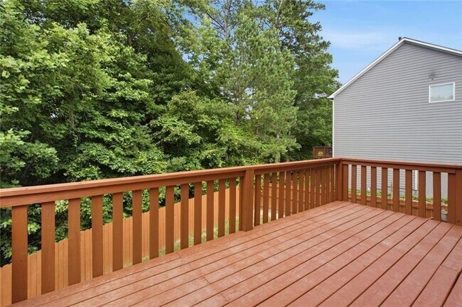 Building Photo - 518 S Fortune Way