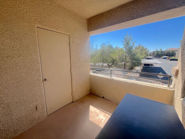 Building Photo - FULLY FURNISHED * 1BED/1BATH CONDO WITH 1 CAR GARAGE IN SOUTHWEST LAS VEGAS