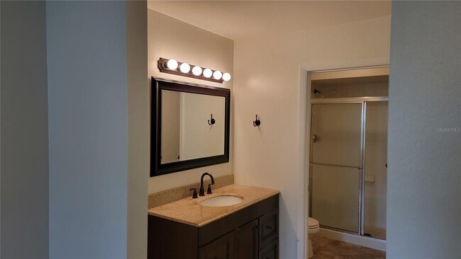 Building Photo - 486 N Pin Oak Pl