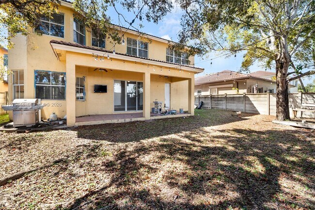 Building Photo - 3043 SW 147th Pl