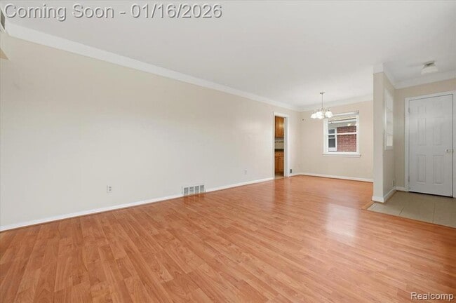 Building Photo - 1198 E Hudson Ave