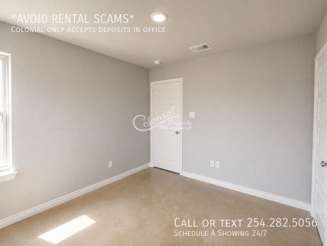 Building Photo - 1460 Dryden Ave