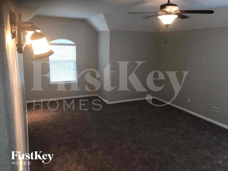 Building Photo - 14623 Castle Cove Ln