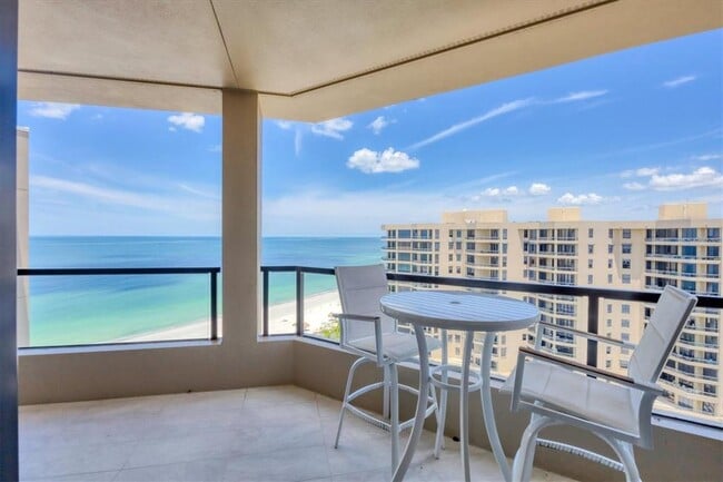 Building Photo - 1211 Gulf of Mexico Dr
