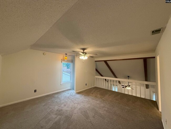 Building Photo - 104 Tee Ct