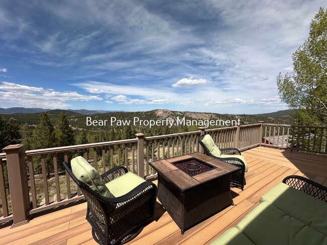 Building Photo - "Charming 3-Bedroom Mountain Retreat in Conifer"