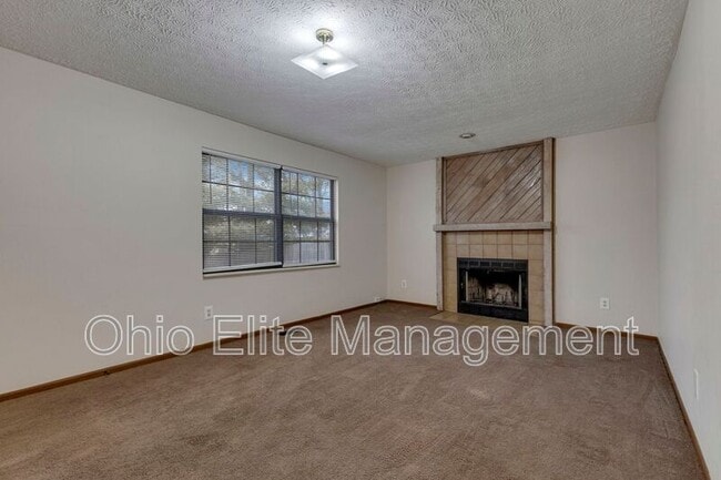 Building Photo - 229 Cantwell Ct