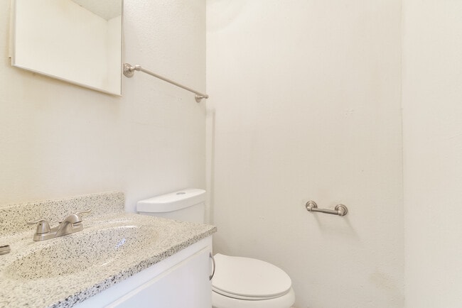 Building Photo - $999 Special!  Your Family Will Love This ...