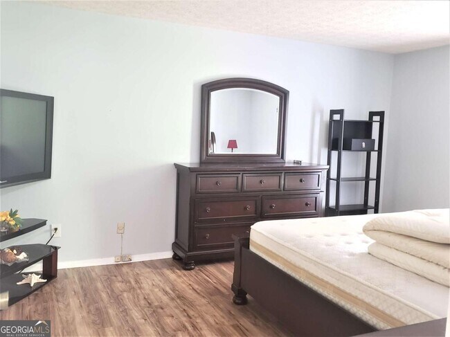 Building Photo - 602 Wynnes Ridge Cir SE