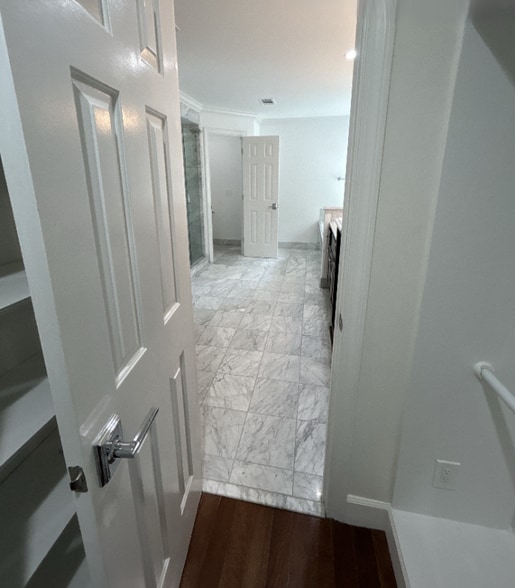 Building Photo - 125 Ludwell Ct