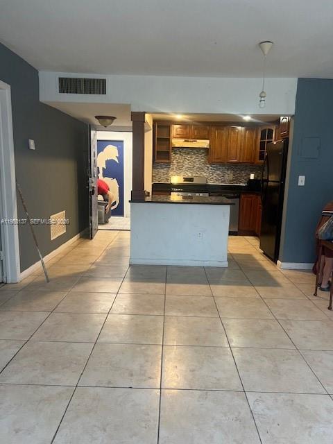 Building Photo - 2175 NE 170th St