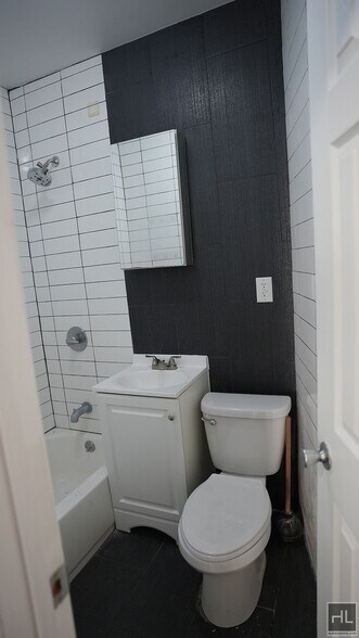 Building Photo - CLINTON AVENUE