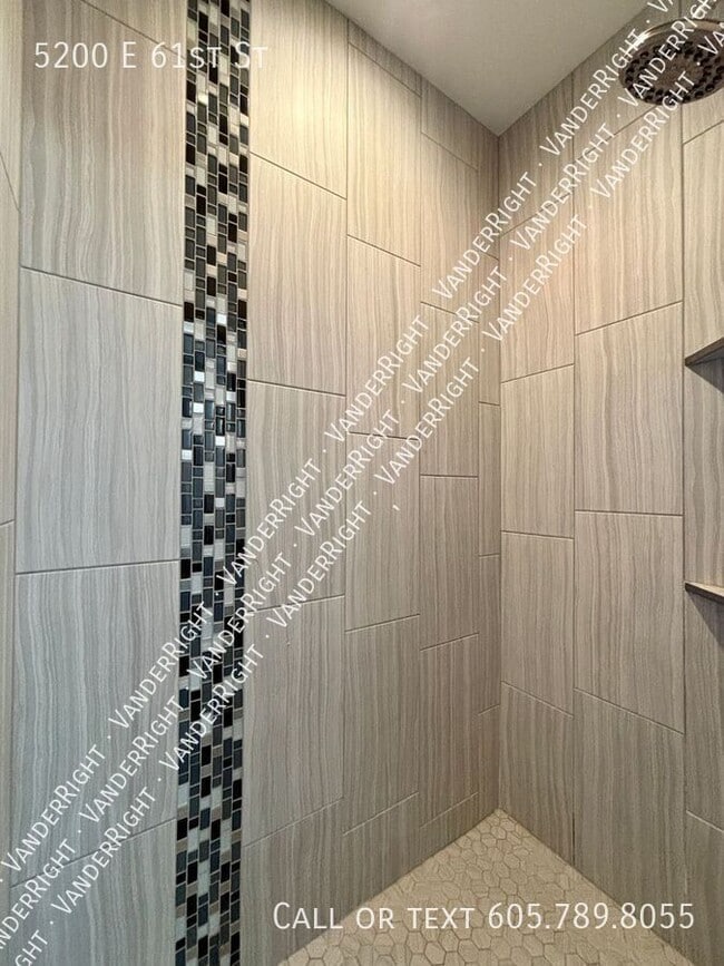 Building Photo - 5200 E 61st St