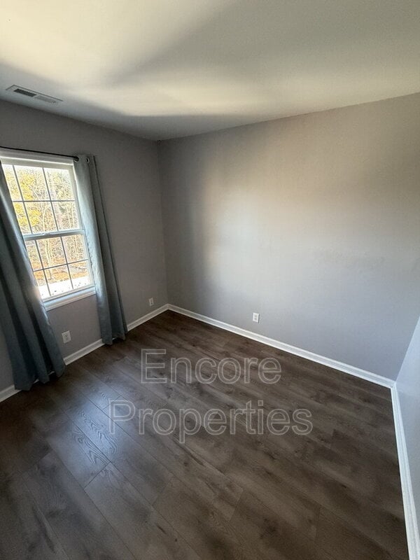 Building Photo - 3822 Charleston Park Dr