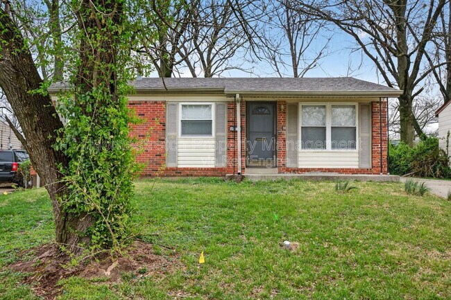 Building Photo - 10216 Royal Dr