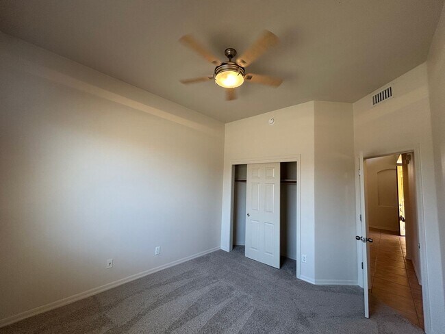 Building Photo - 13798 E Fiery Dawn Dr