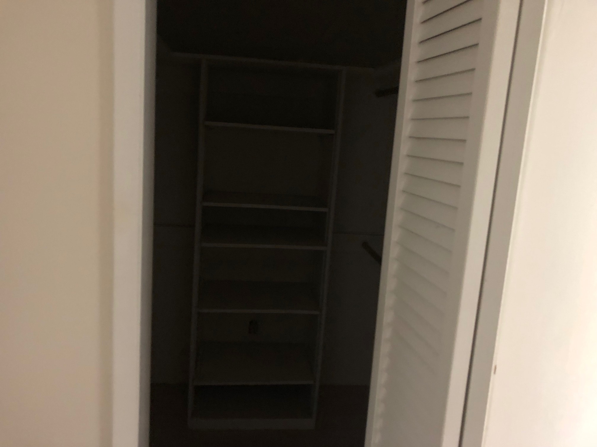 Closet - 7216 Keighley St