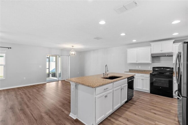 Building Photo - 10602 Massimo Dr