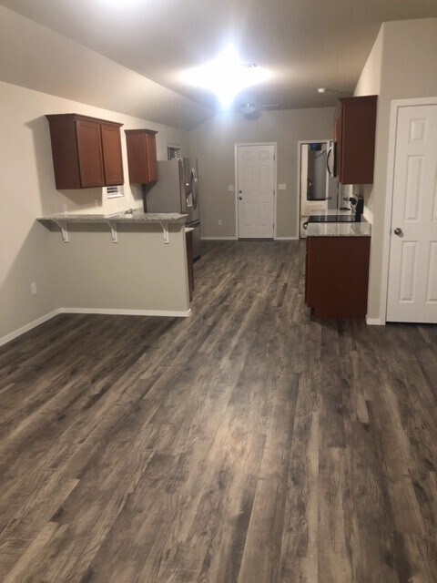 Building Photo - 5002 W Claxton Cir