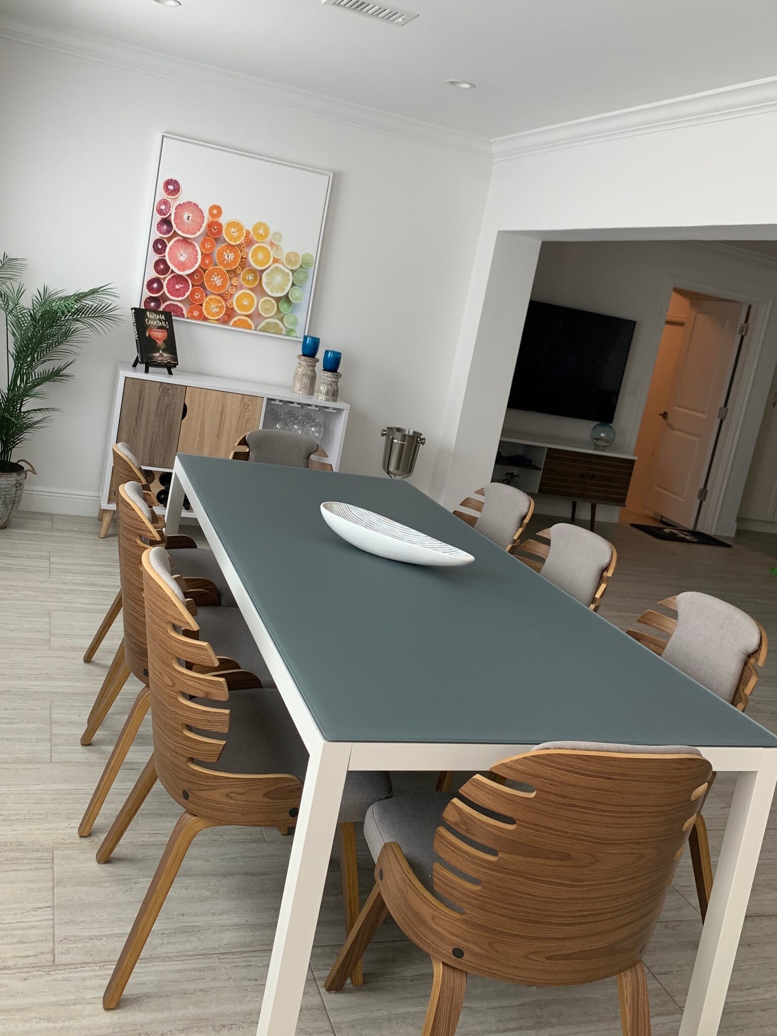 Building Photo - 5330 Bayshore Ave