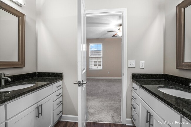 Building Photo - 5151 Foxtail Pine St