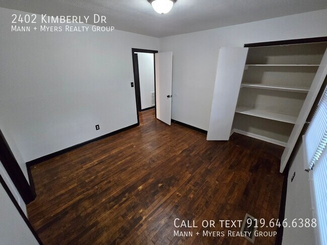 Building Photo - 2402 Kimberly Dr