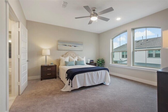Building Photo - 12515 Holly Blue Ln