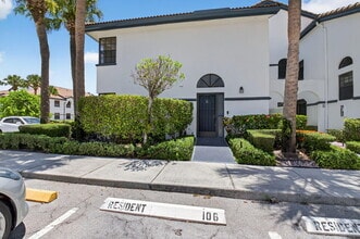 Building Photo - 5136 Floria Dr