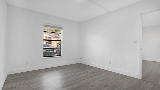 Building Photo - 9466 Boca Cove Cir