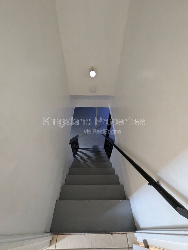 Building Photo - 12336 Santa Maria Dr