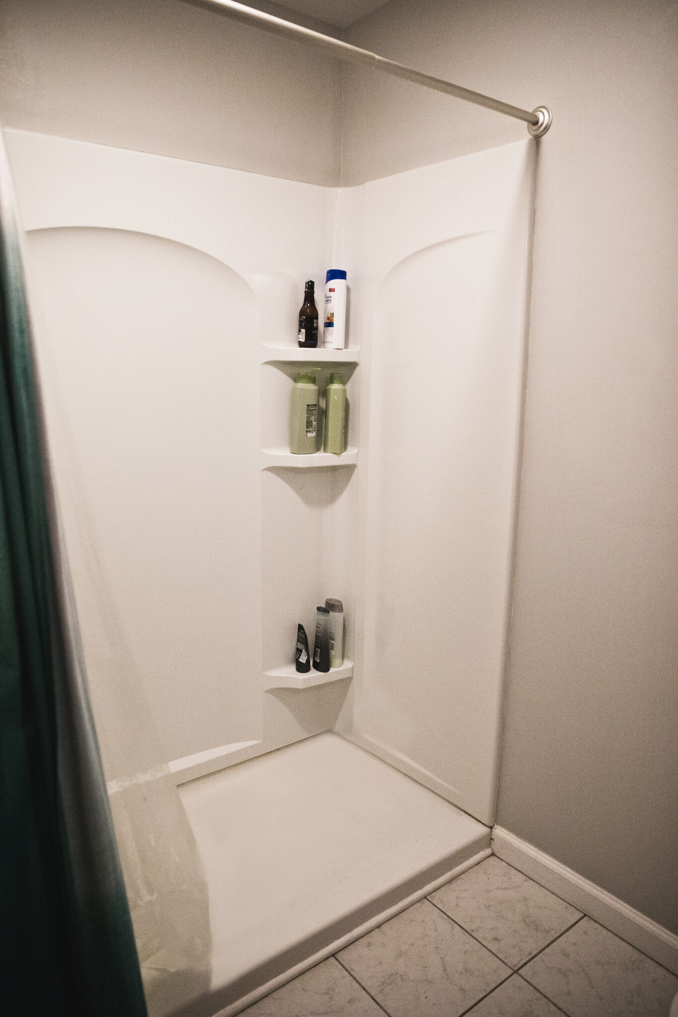 Downstairs Shower - 244 Vollmer Pkwy