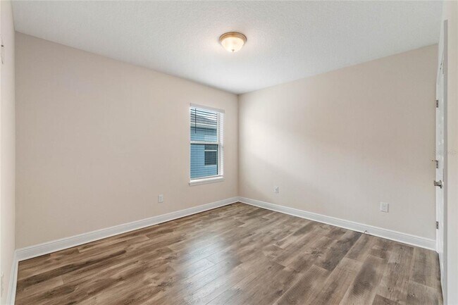 Building Photo - 16771 Oakboro St