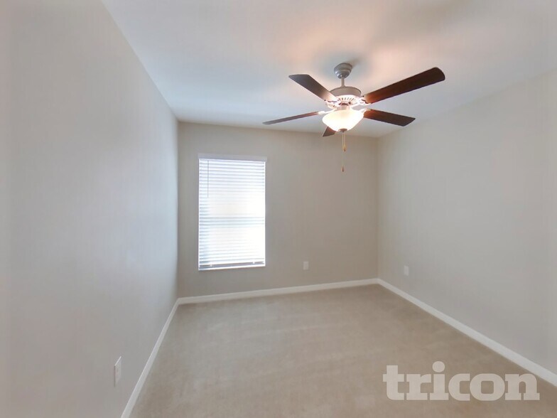 Building Photo - 17235 White Mangrove Dr