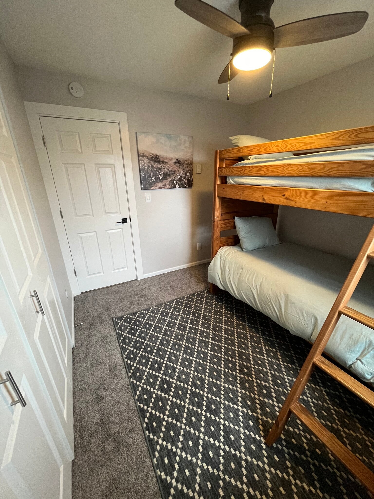 Building Photo - 10925 Otsego St