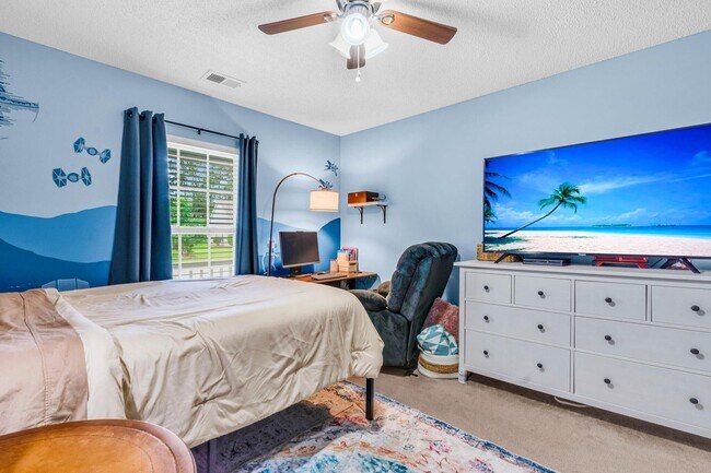 Building Photo - Charming Ranch in Weatherstone