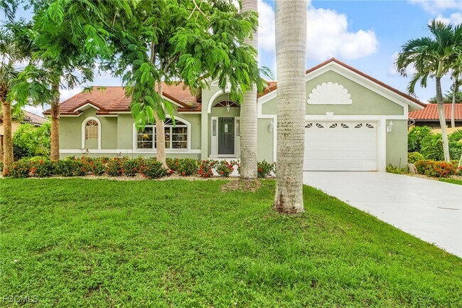 Building Photo - 8549 S Lake Cir