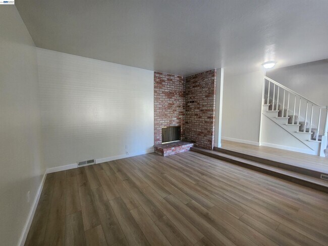 Building Photo - 1829 Rosetree Ct